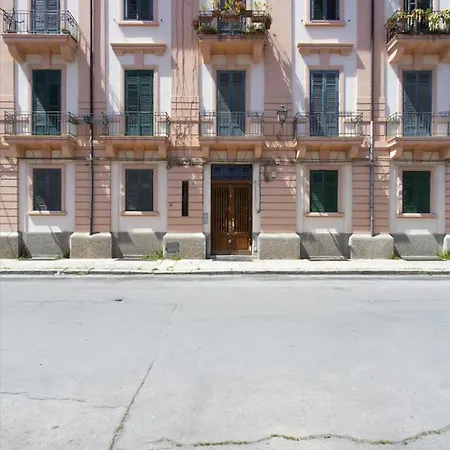 Dimora Magione Apartment Palermo